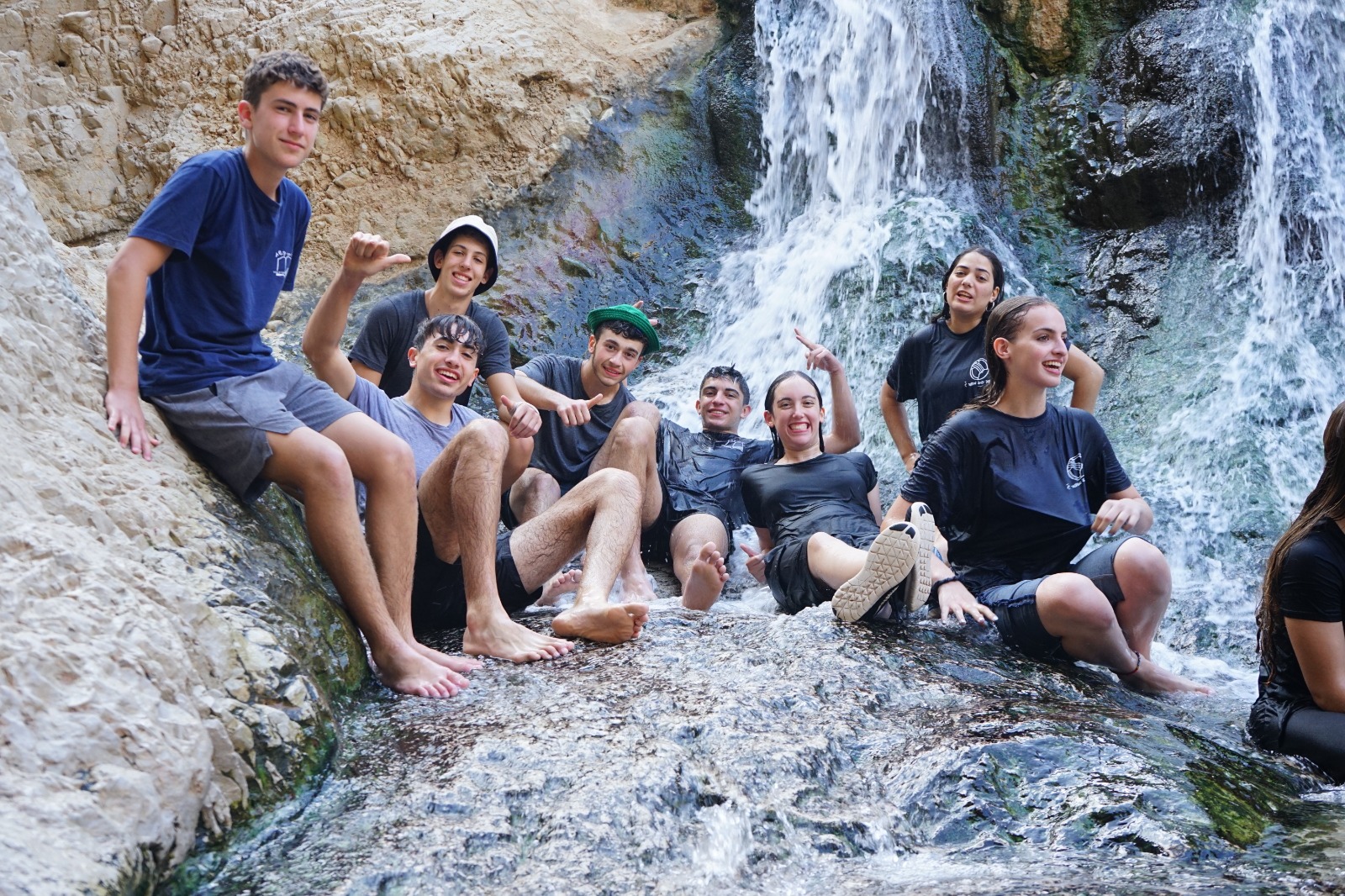 תמונה מהקומונה